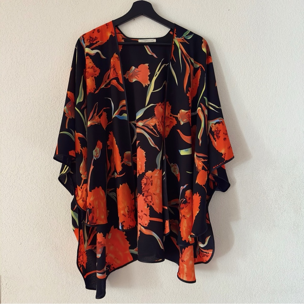 Anthropologie | Caris Kimono in floral print (one size)